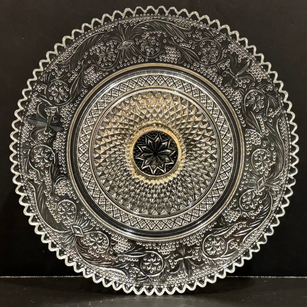Vgt KIG Indonesia "Fleur de Lis" Glass Trinket Dish w/ Scalloped Rim & Pedestal